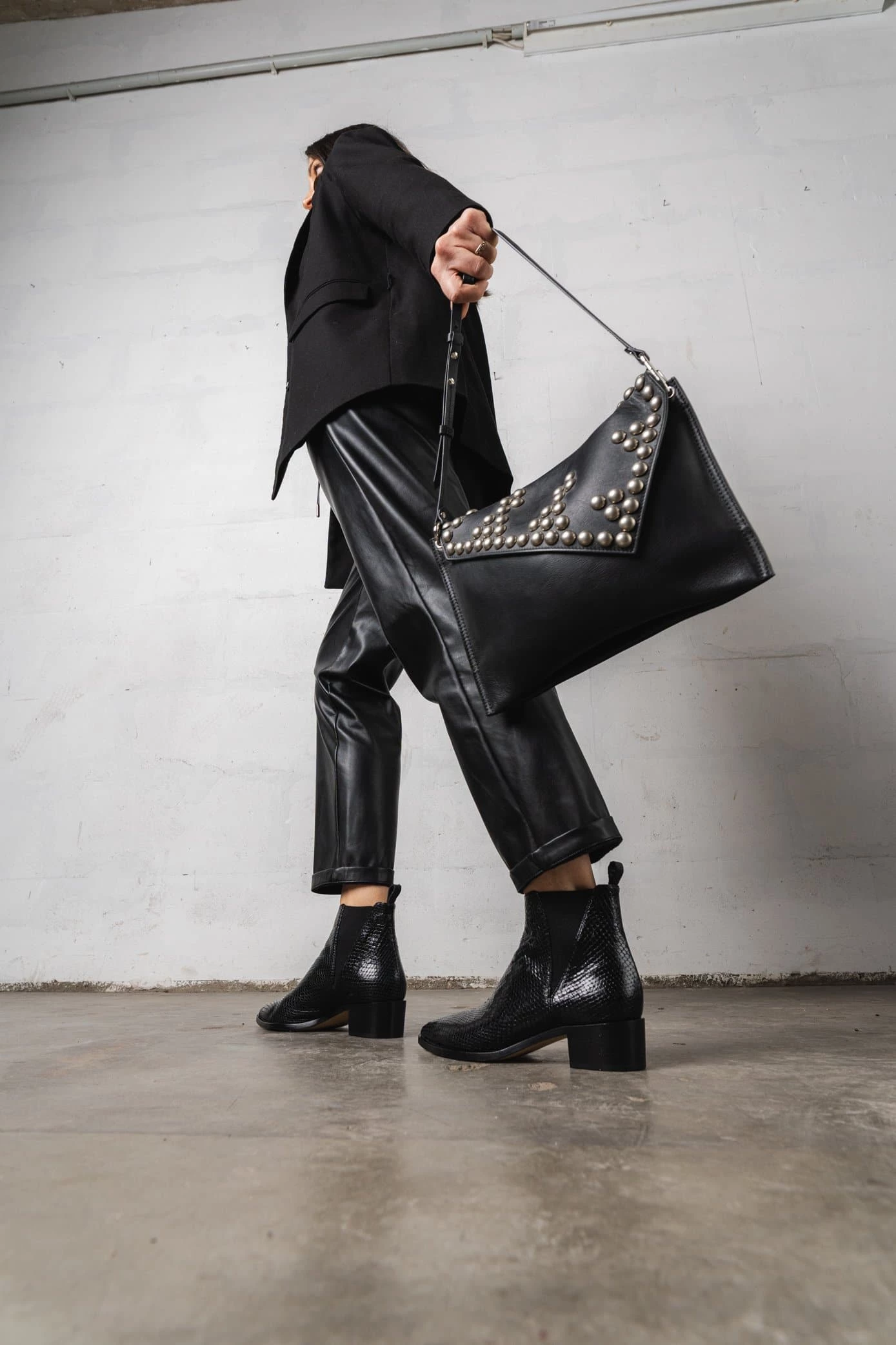 THE WANTS SHOES Sales Store 28 Isabel Marant TRYNE STUDS / Black Accessoires